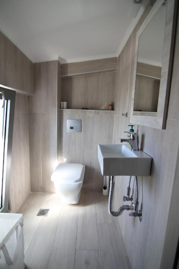 Hanioti Suite Maisonette In Front Of The Sea Exterior photo